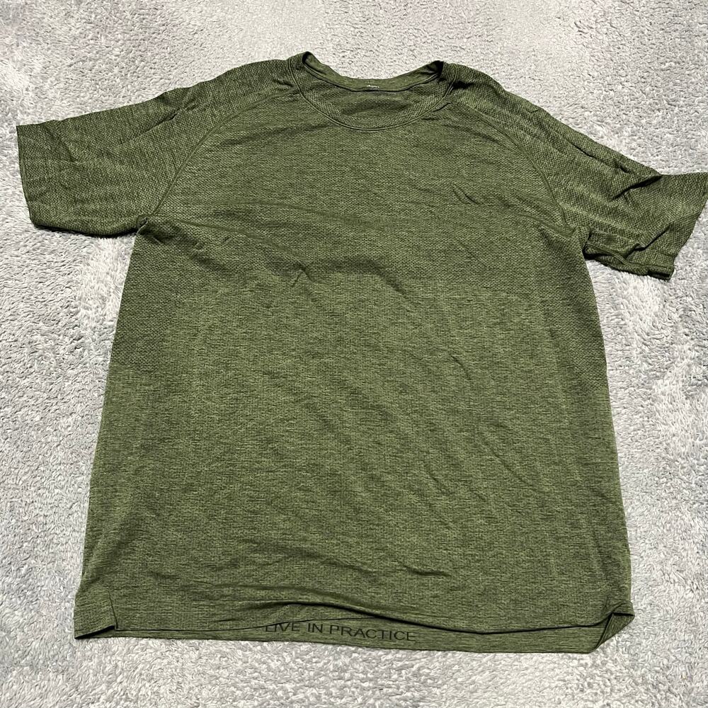 Lululemon Shirt Mens Large Green Metal Tech Vent Short Sleeve Tshirt